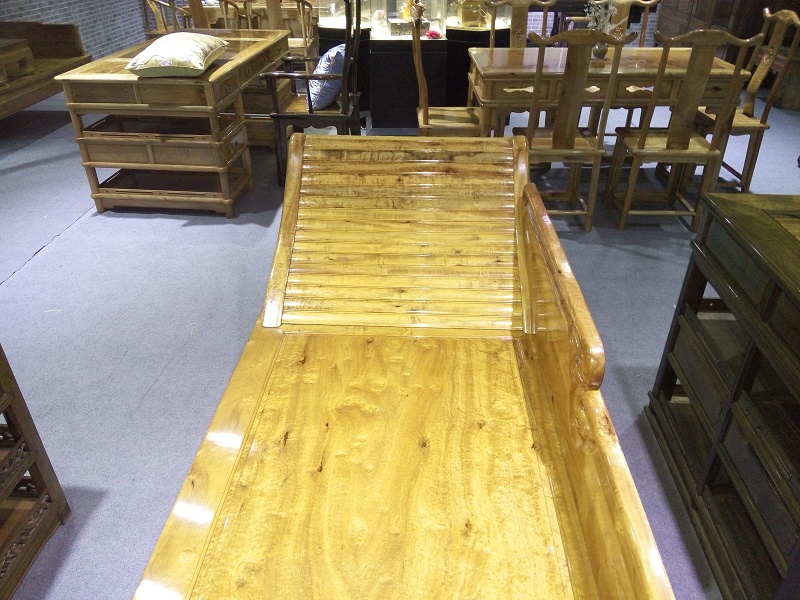 金絲楠木家具