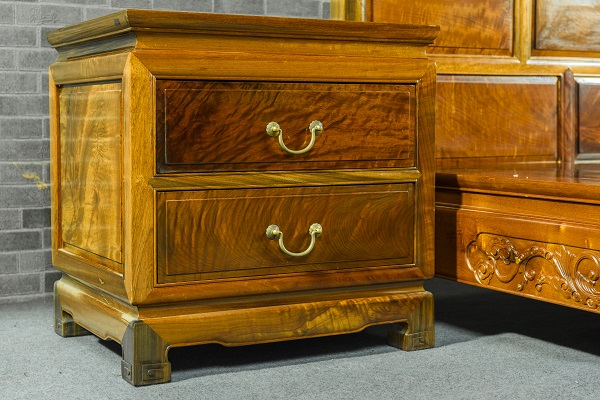 金絲楠木家具