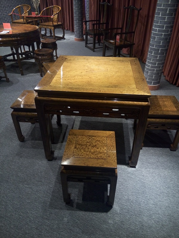 金絲楠木家具