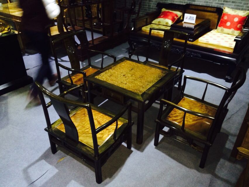 金絲楠烏木家具